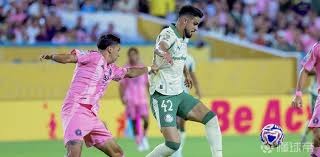 2025 赛季回顾：保罗·斯肯斯凭借单季 240 次三振，彻底终结了大联盟的新秀讨论